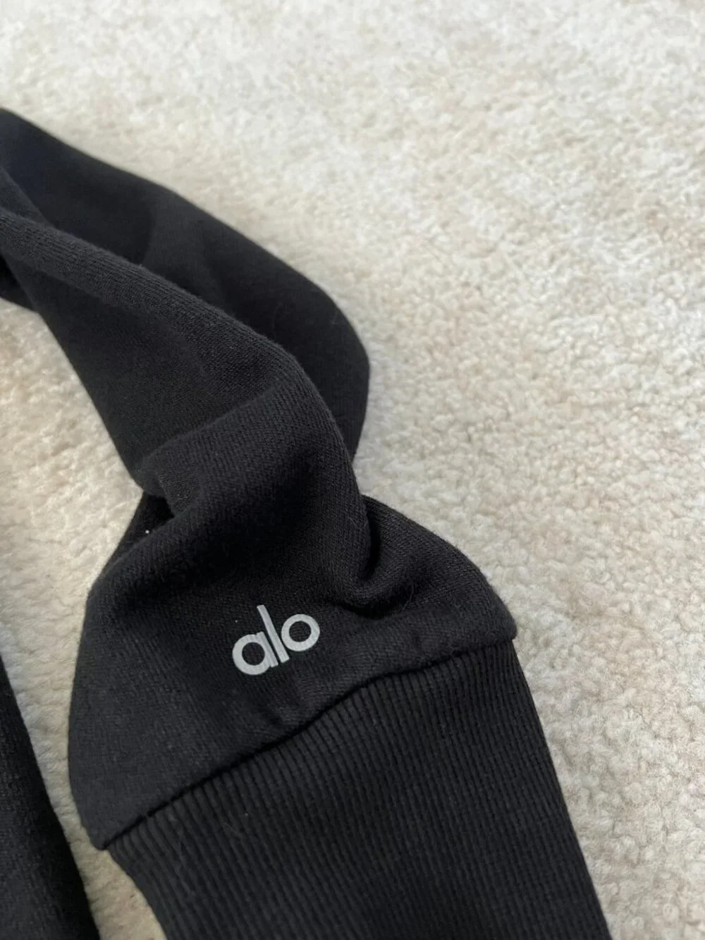 Alo Yoga Black Frost Lined Sherpa Faux Shearling Pullover Hoodie S